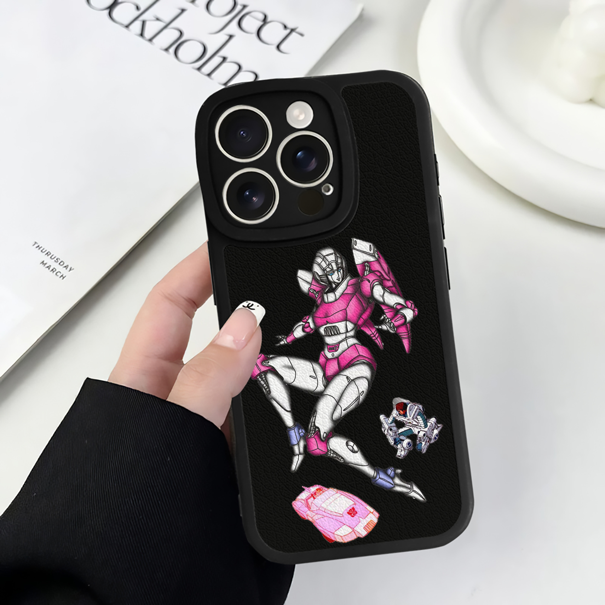 （画像用）  【iPhone 16シリーズ対応】シリコンスマホケース（レザー調） 材質：シリコン